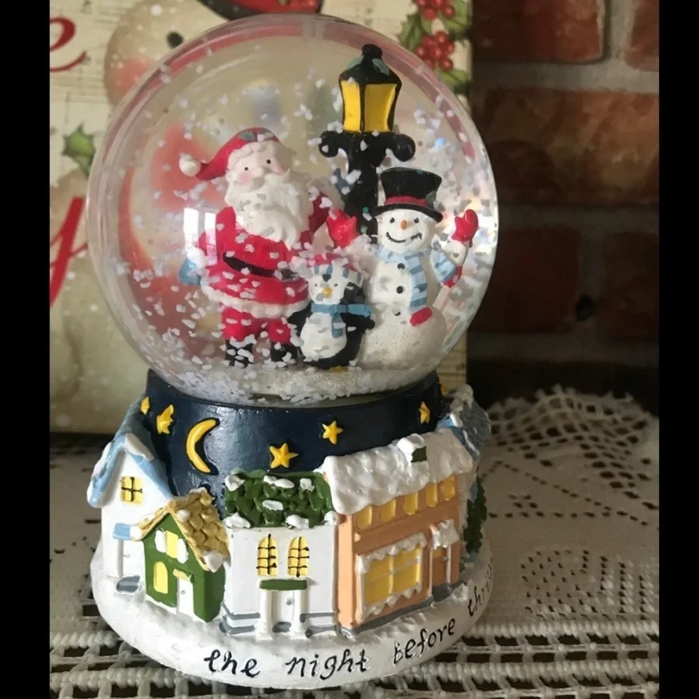 ❤️ Vintage Nightmare Before Christmas Snow Globe‼️FINAL SALE